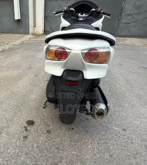 Honda Forza 2016 White
