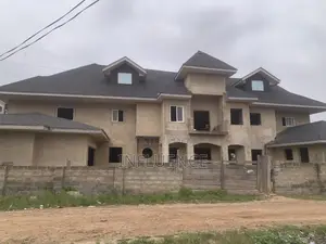 8bdrm House in East Legon Hills for sale