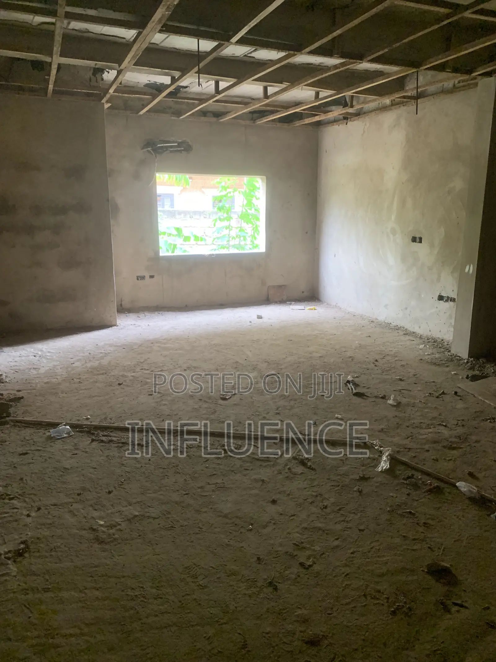 8bdrm House in East Legon Hills for sale