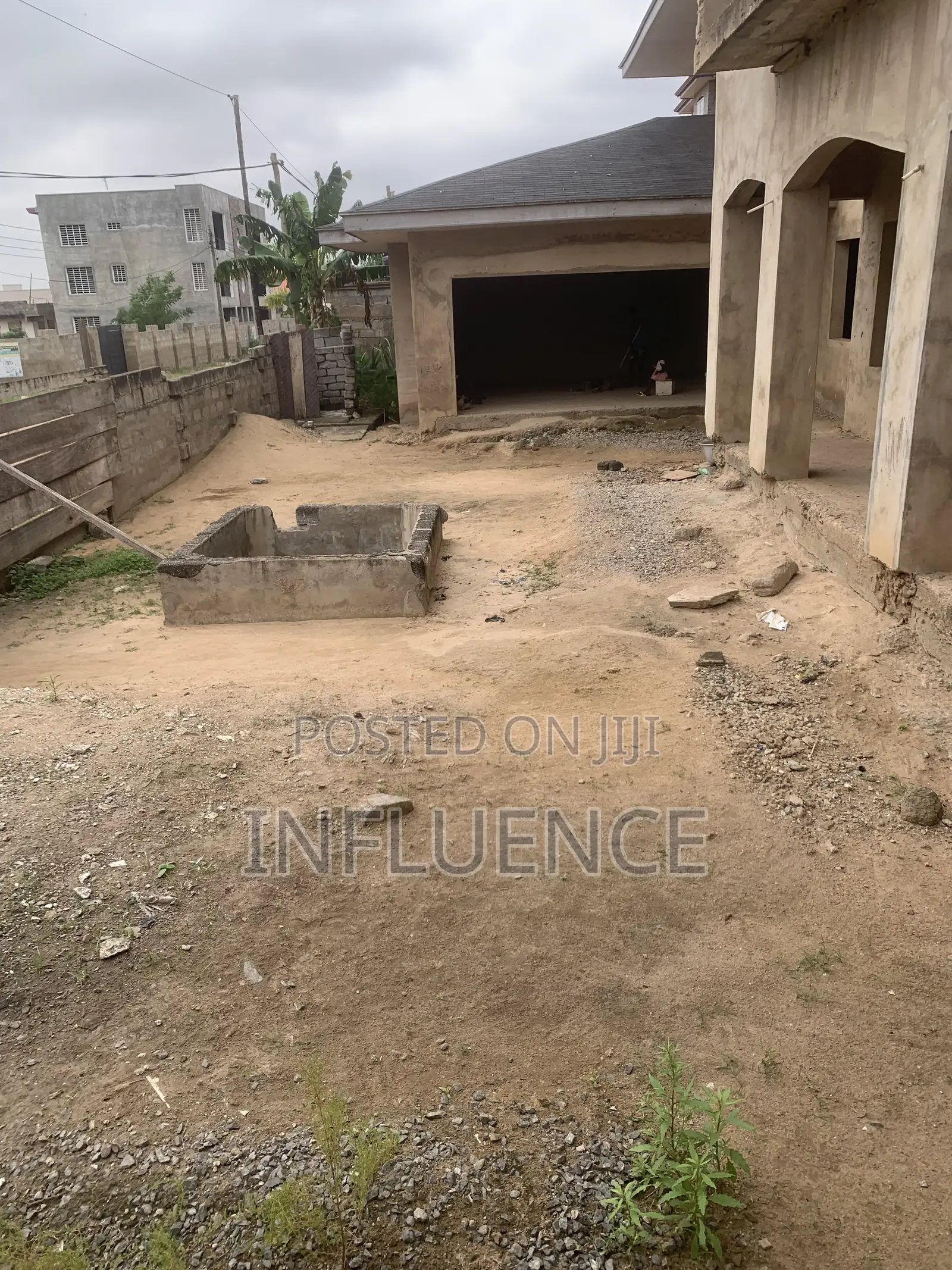 8bdrm House in East Legon Hills for sale