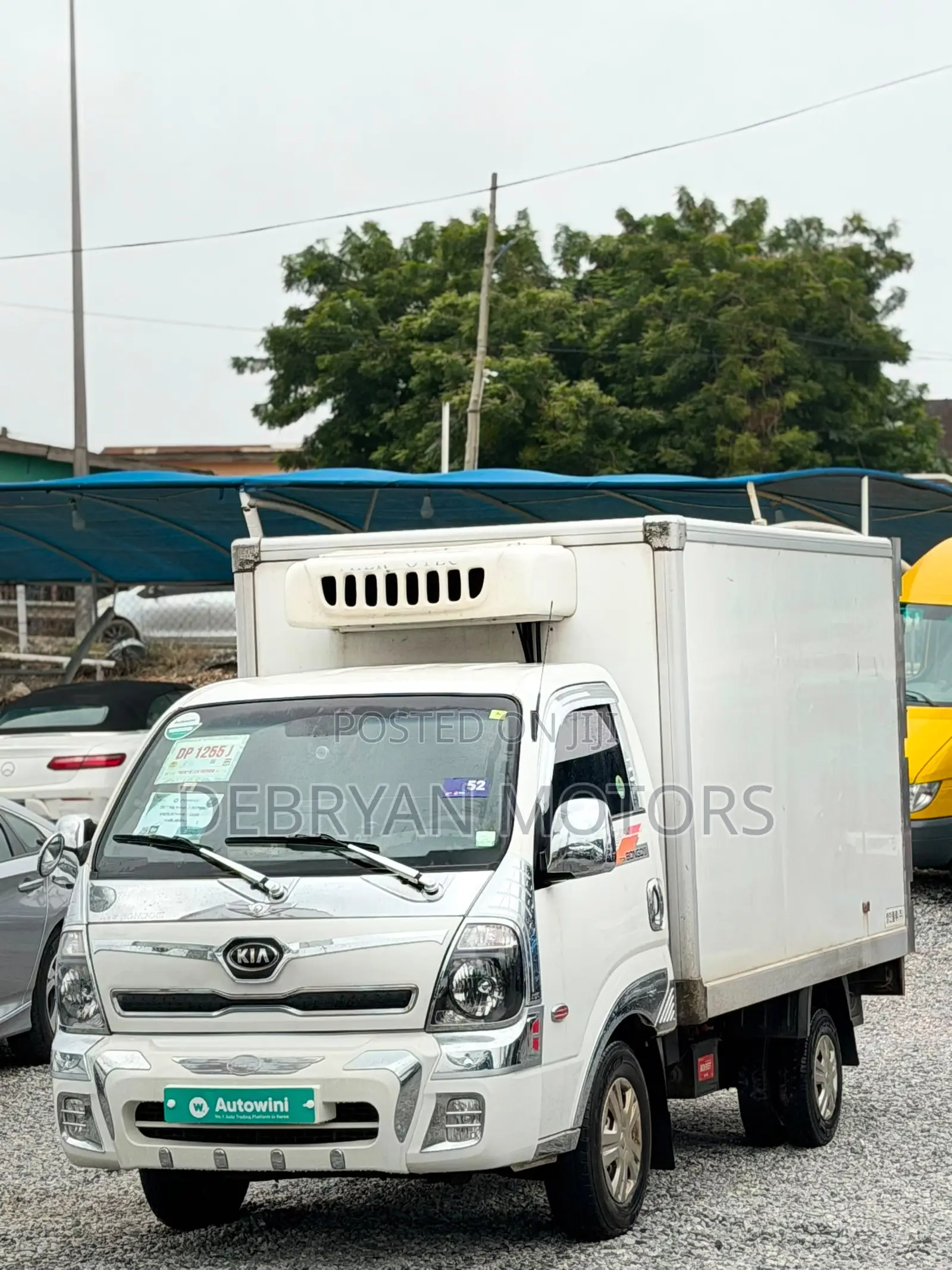 2017 KIA Bongo 3 for Sale. Fridge