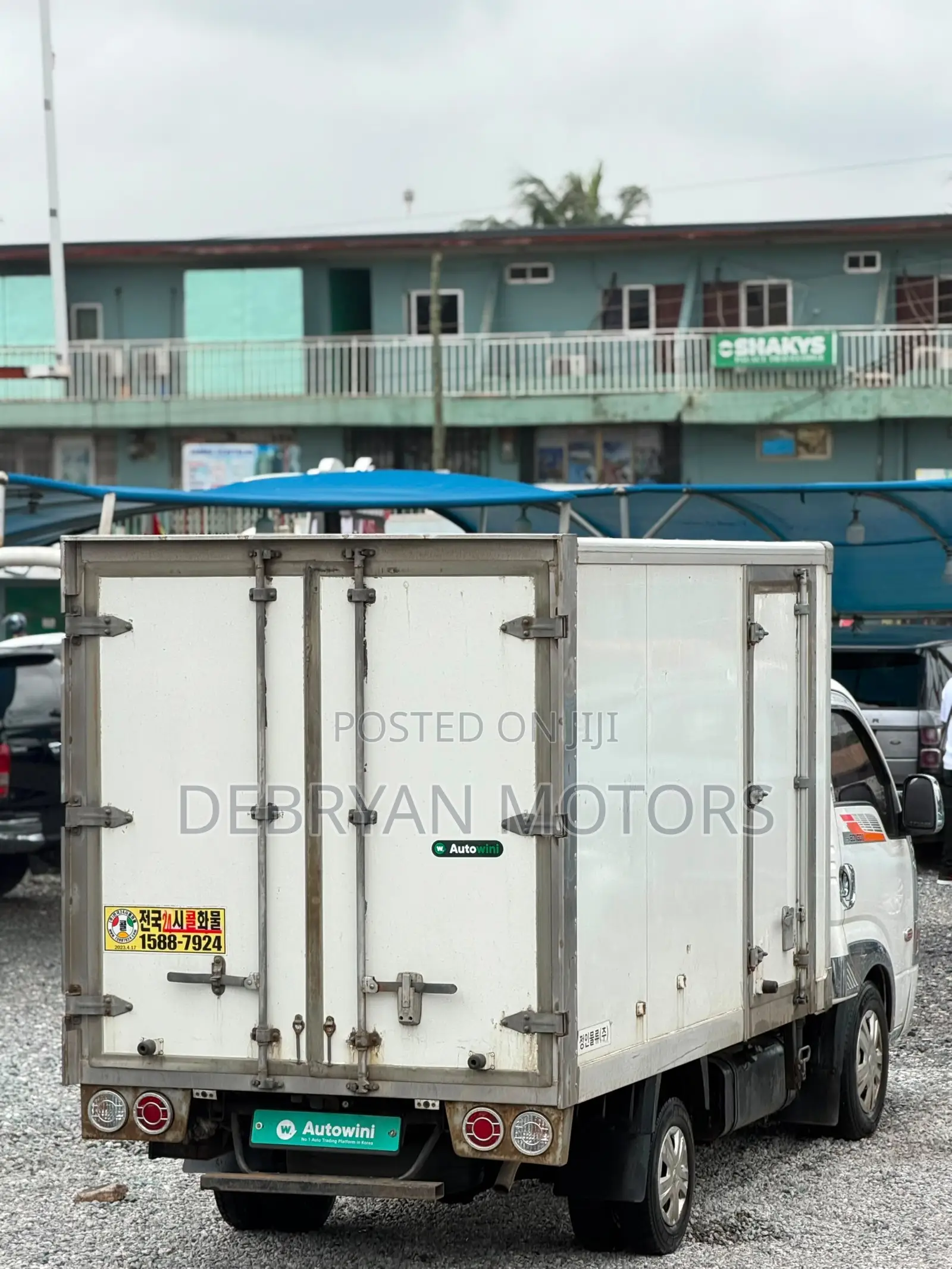 2017 KIA Bongo 3 for Sale. Fridge