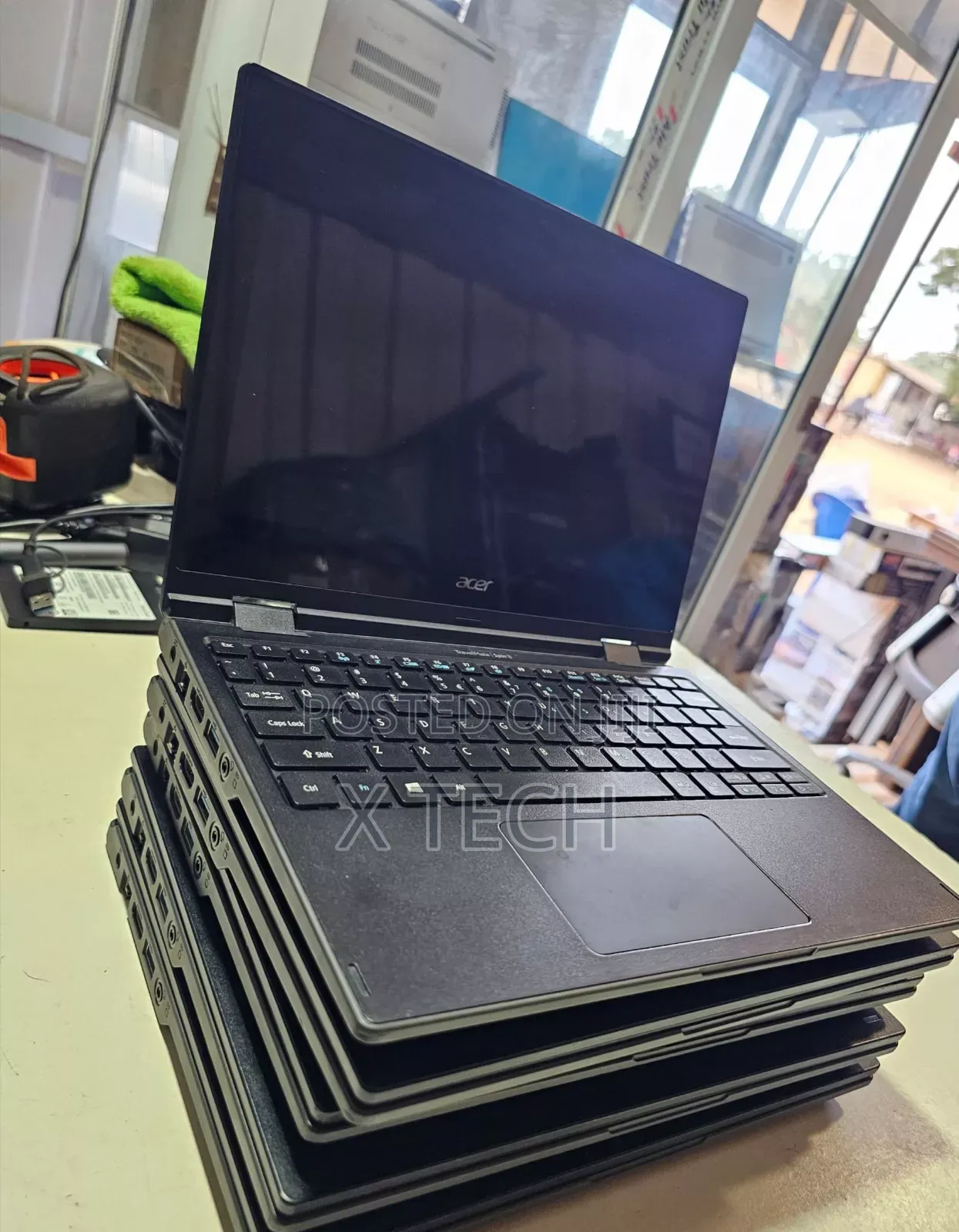Laptop Acer TravelMate X3 4GB Intel Celeron SSD 60GB