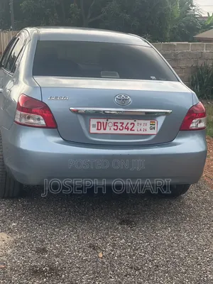 Toyota Belta 2011 Blue