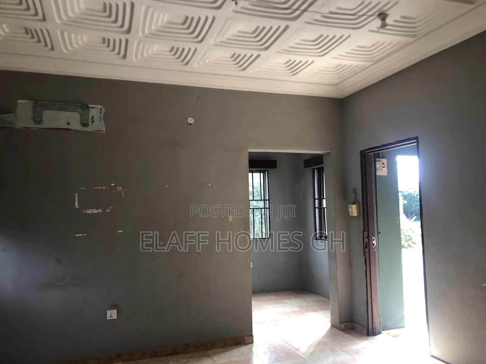 10bdrm House in Elaffhomesgh, American House for rent