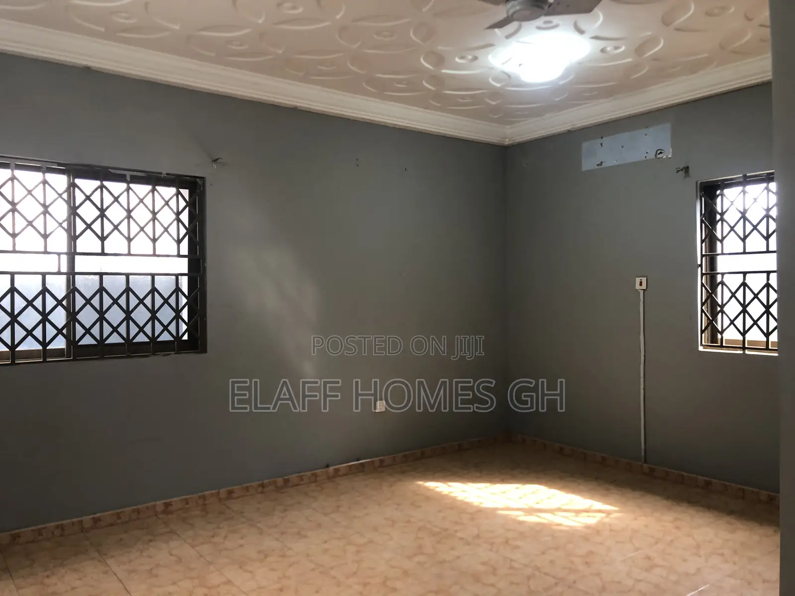 10bdrm House in Elaffhomesgh, American House for rent