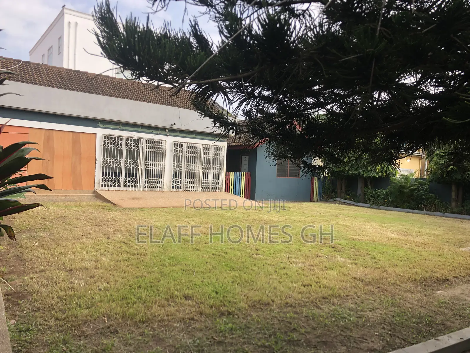 10bdrm House in Elaffhomesgh, American House for rent