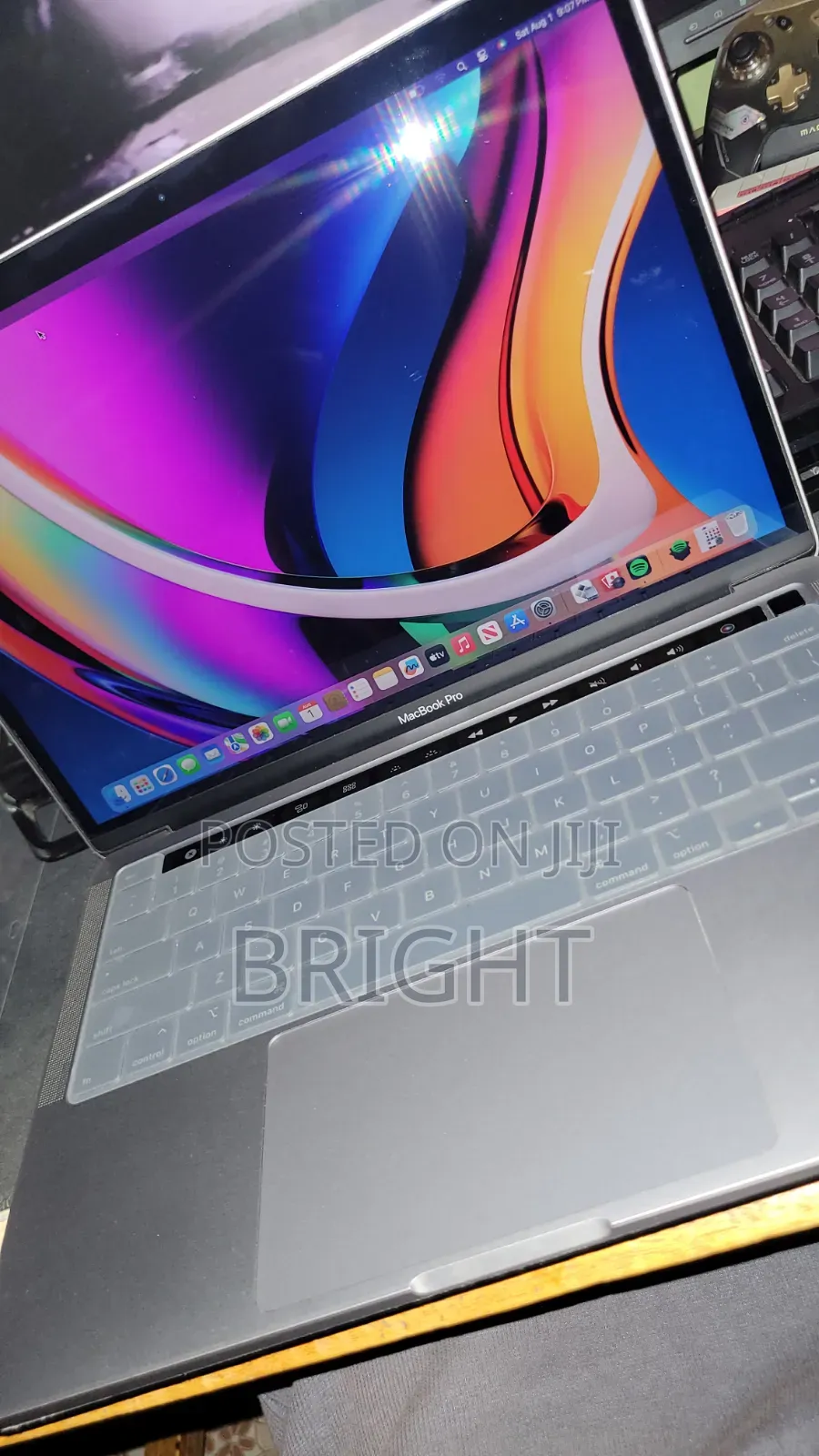 Laptop Apple MacBook Pro 2020 16GB Intel Core i5 SSD 512GB