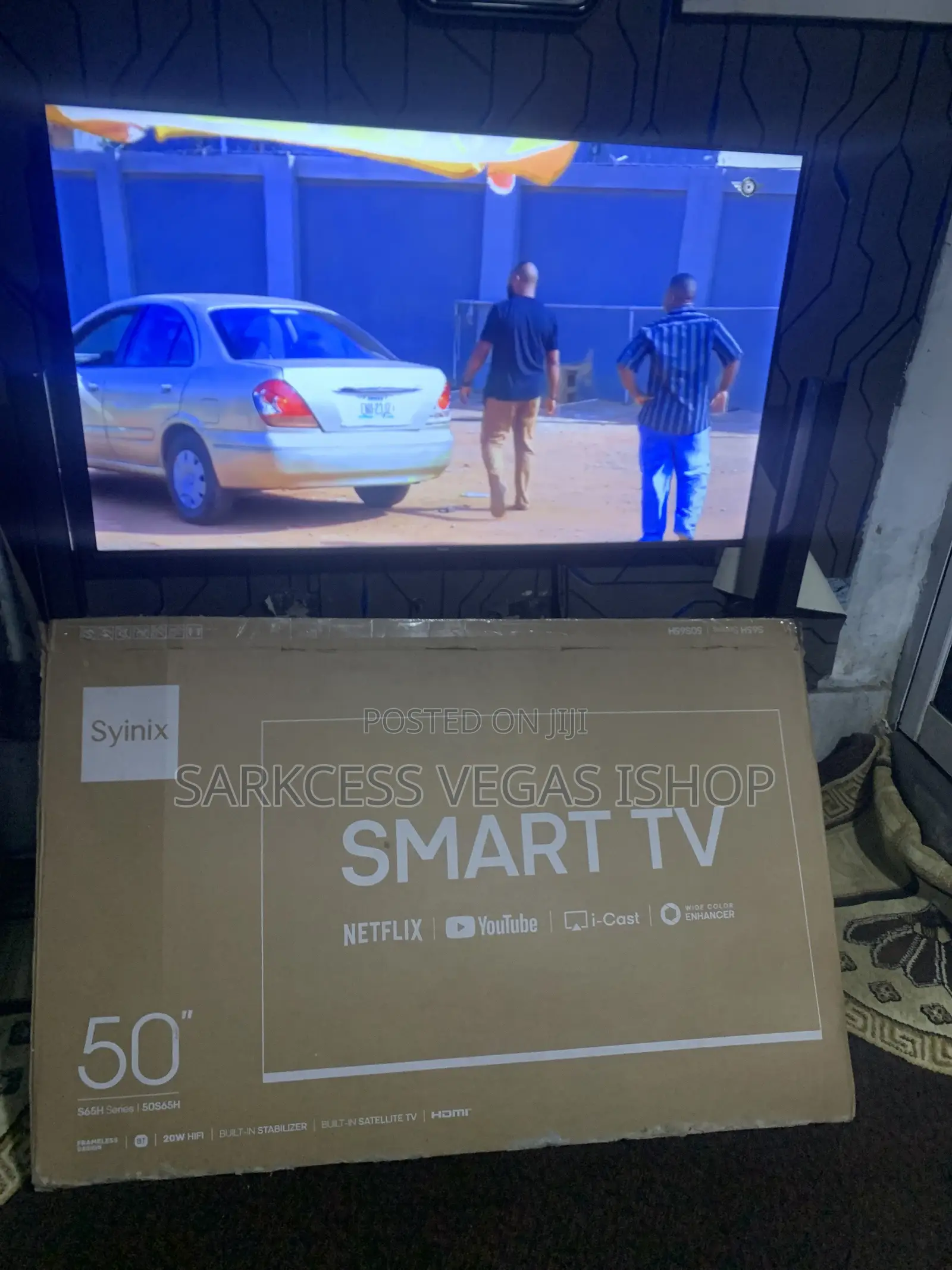 One Month Used Synix 50inces TV