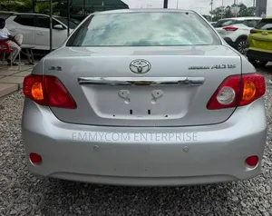 Toyota Corolla 2012 Silver