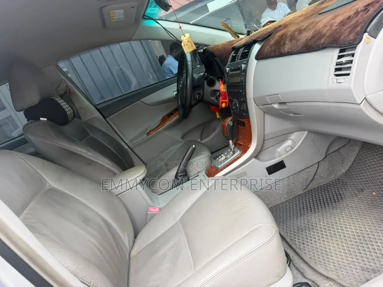 Toyota Corolla 2012 Silver