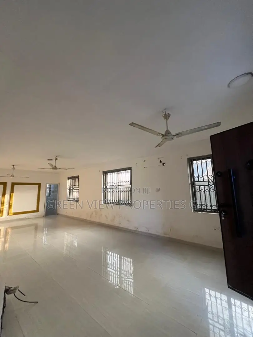 2bdrm Apartment in Lapaz for rent