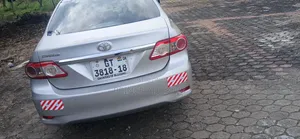 Toyota Corolla 2011 Silver