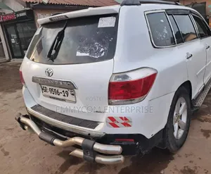 Toyota Highlander 2012 White