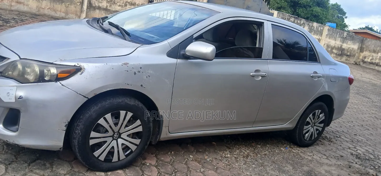 Toyota Corolla 2011 Silver