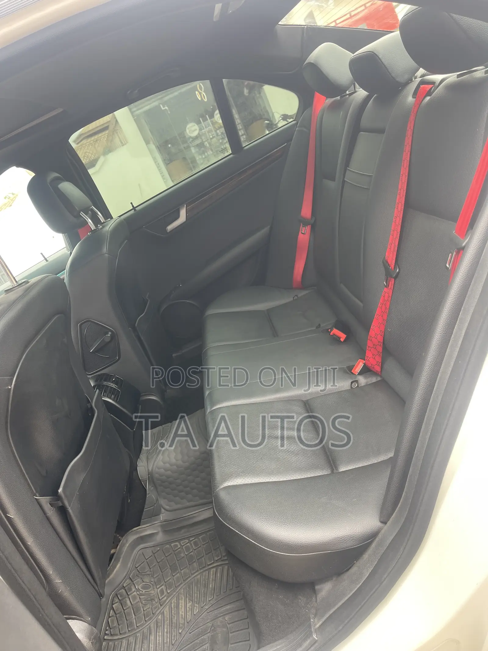 Mercedes-Benz C250 2014 White