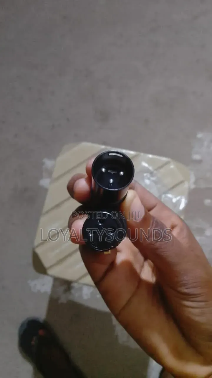 Female to Male XLR Connectors . 1pair