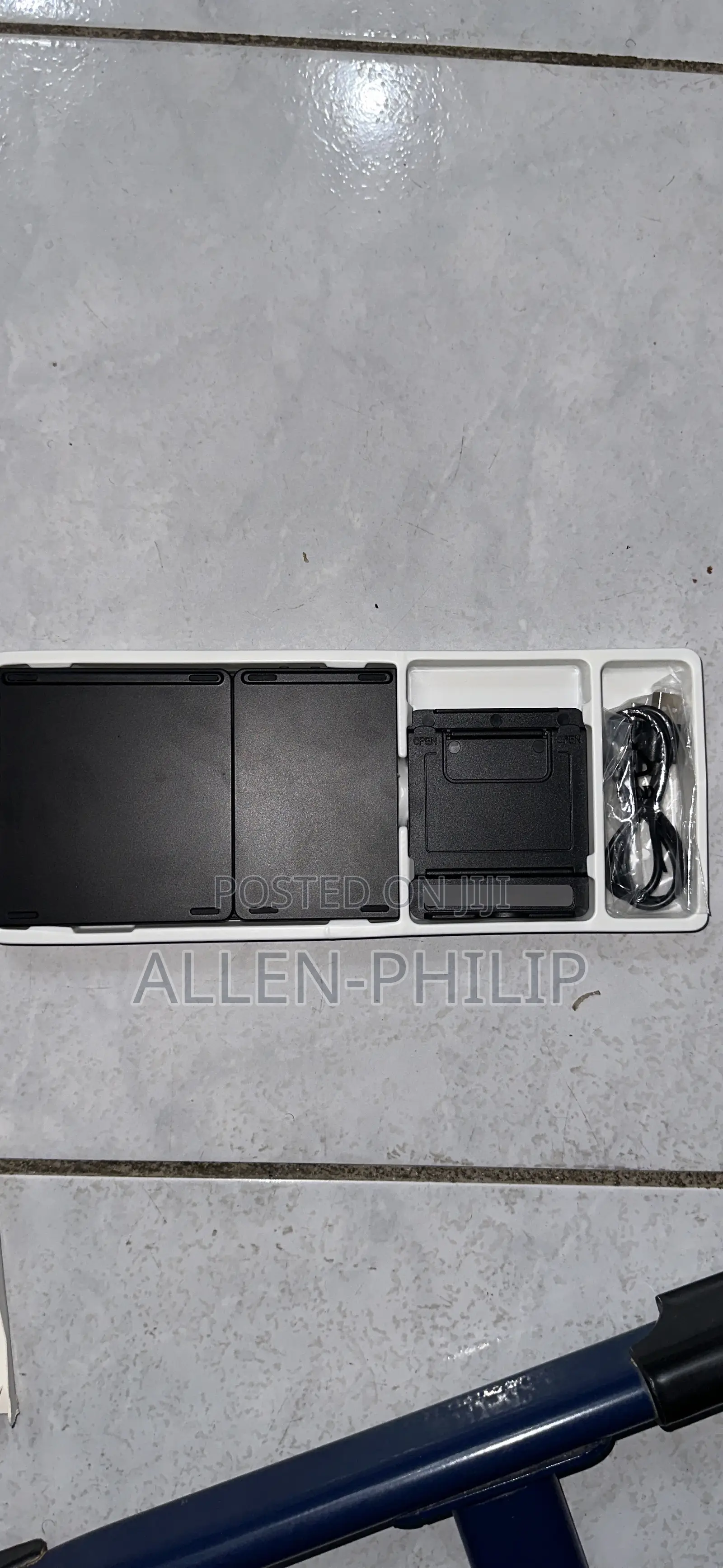 Foldable Wireless Keyboard