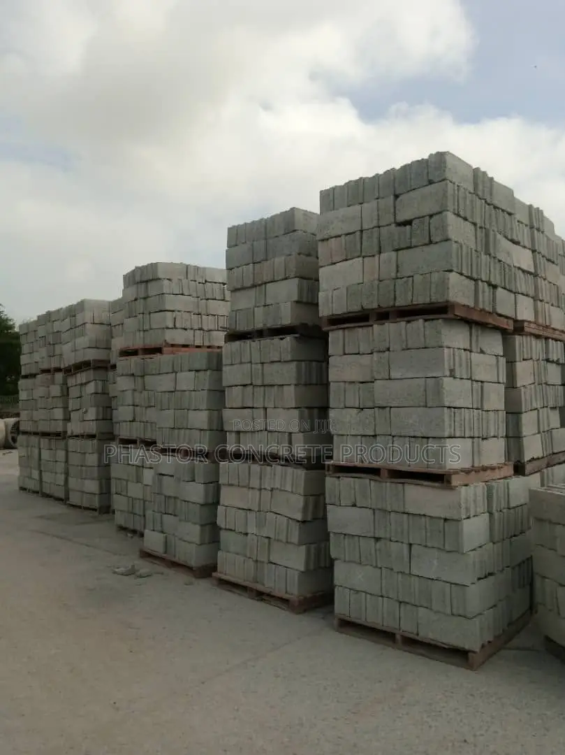 Solid Blocks (Quarry Dust Blocks)
