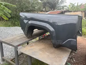Toyota Tacoma Bucket/Pickup Bed for Sale