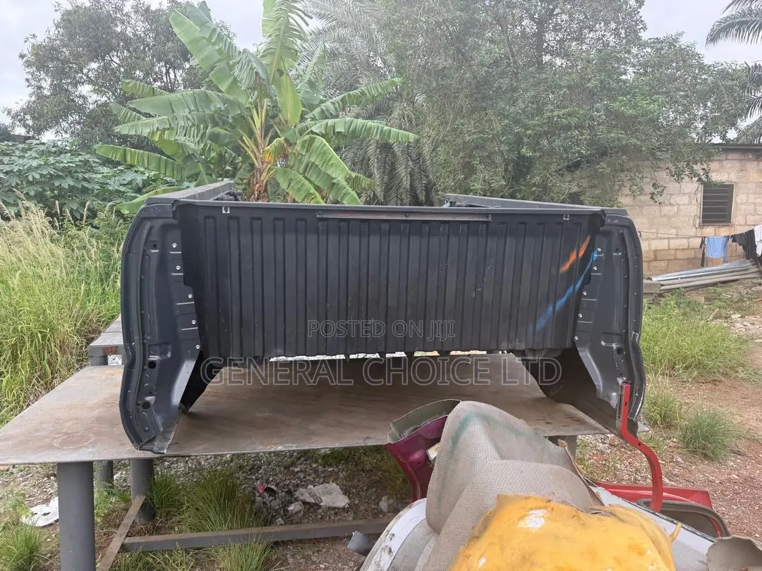 Toyota Tacoma Bucket/Pickup Bed for Sale
