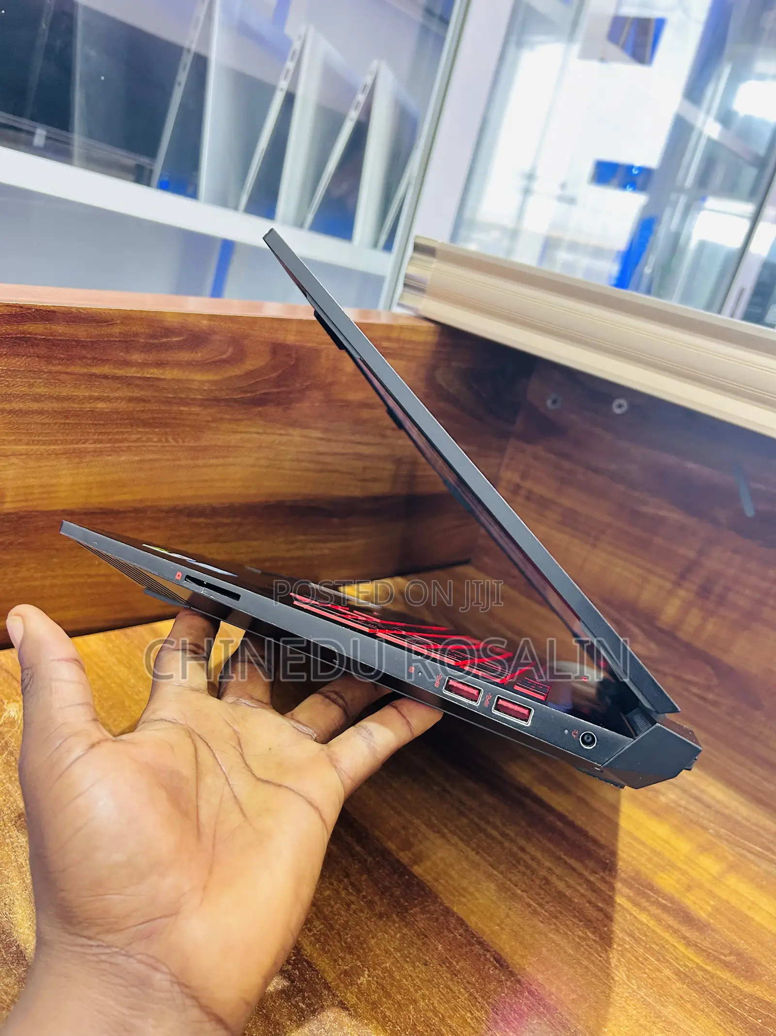 Laptop HP Omen 15-ce0xx 16GB Intel Core i7 SSD 512GB