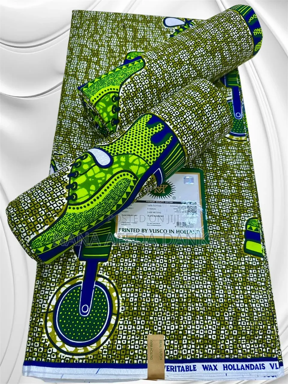 Dutch Hollandis Clothes