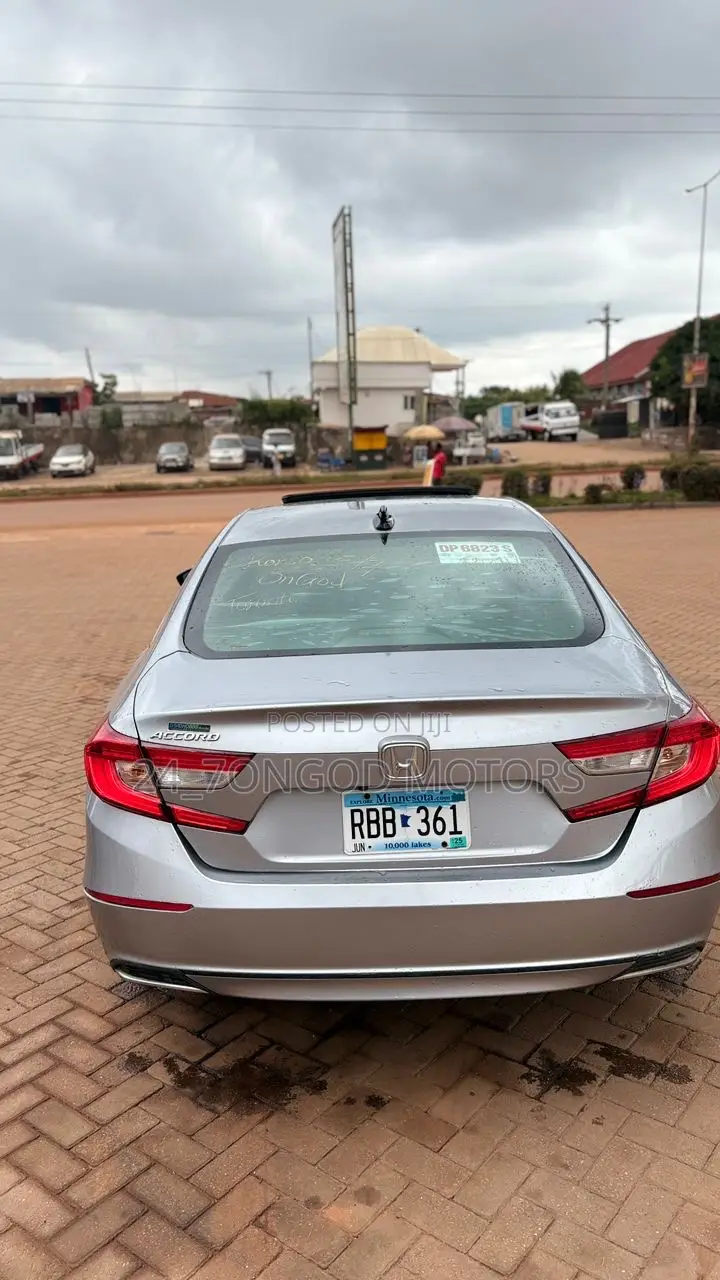 Honda Accord EX (1.5L 4cyl Turbo CVT) 2019 Silver