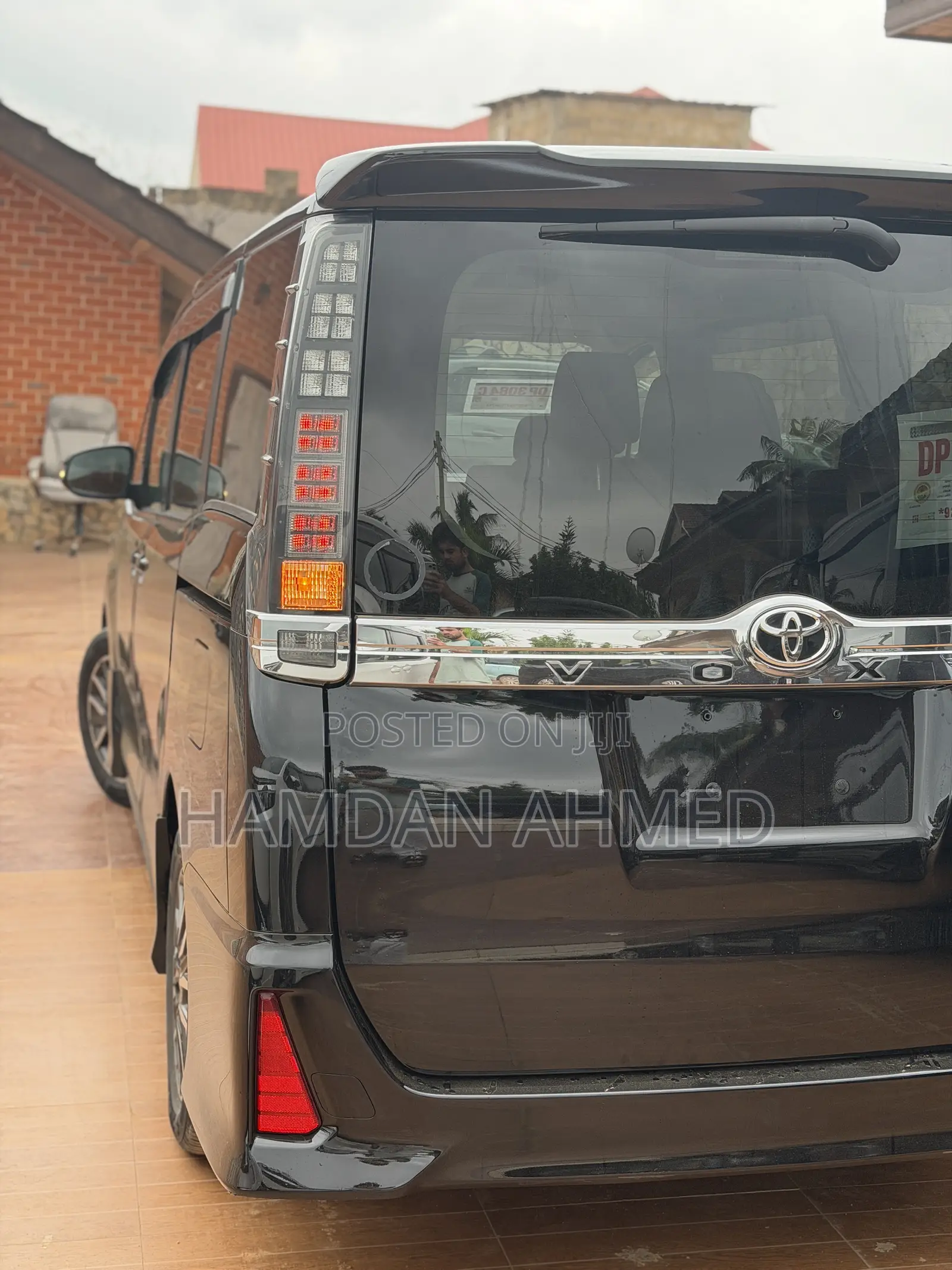 Toyota Voxy ZS Kirameki 2WD 8-Seater 2015 Black