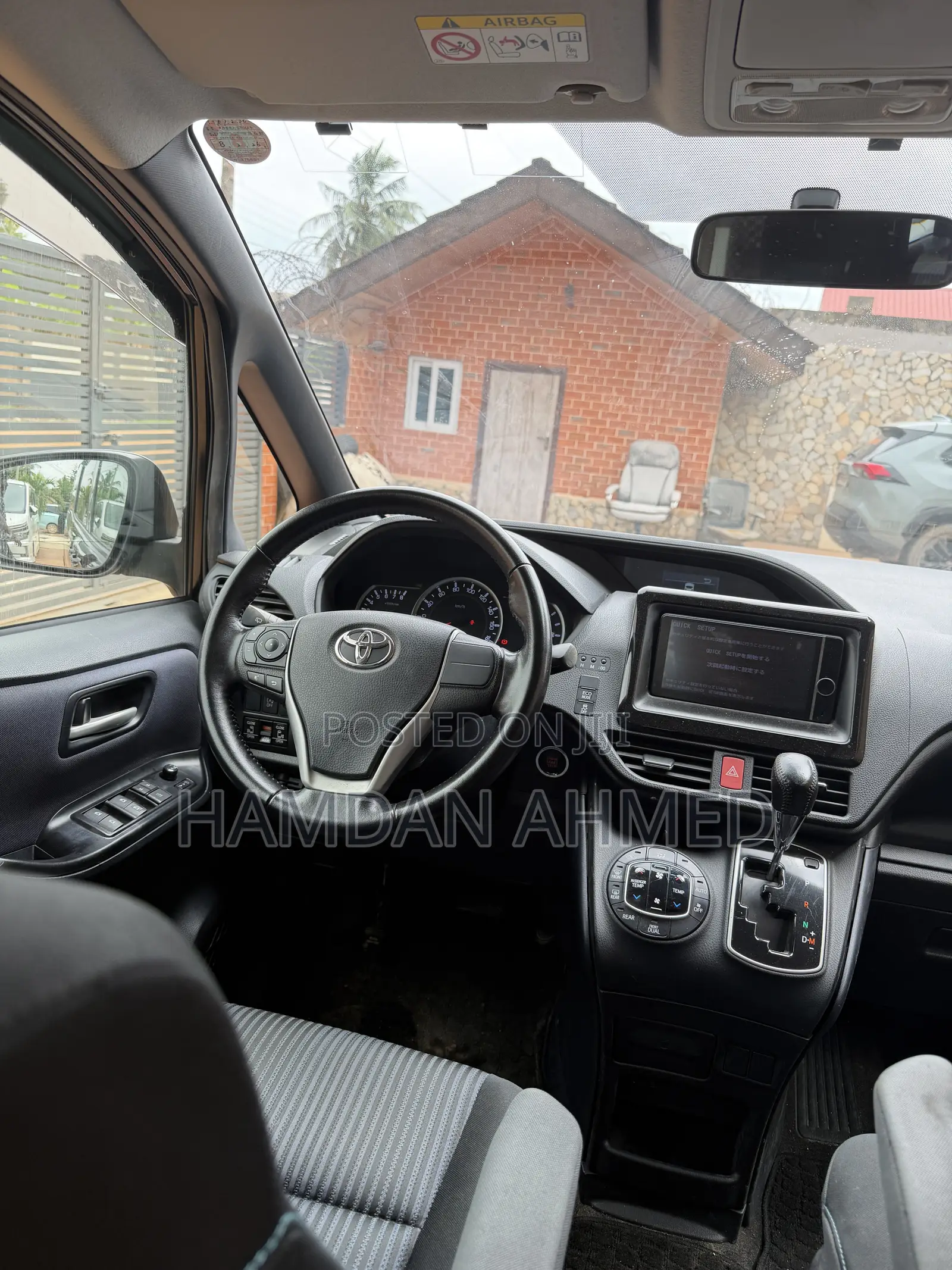 Toyota Voxy ZS Kirameki 2WD 8-Seater 2015 Black