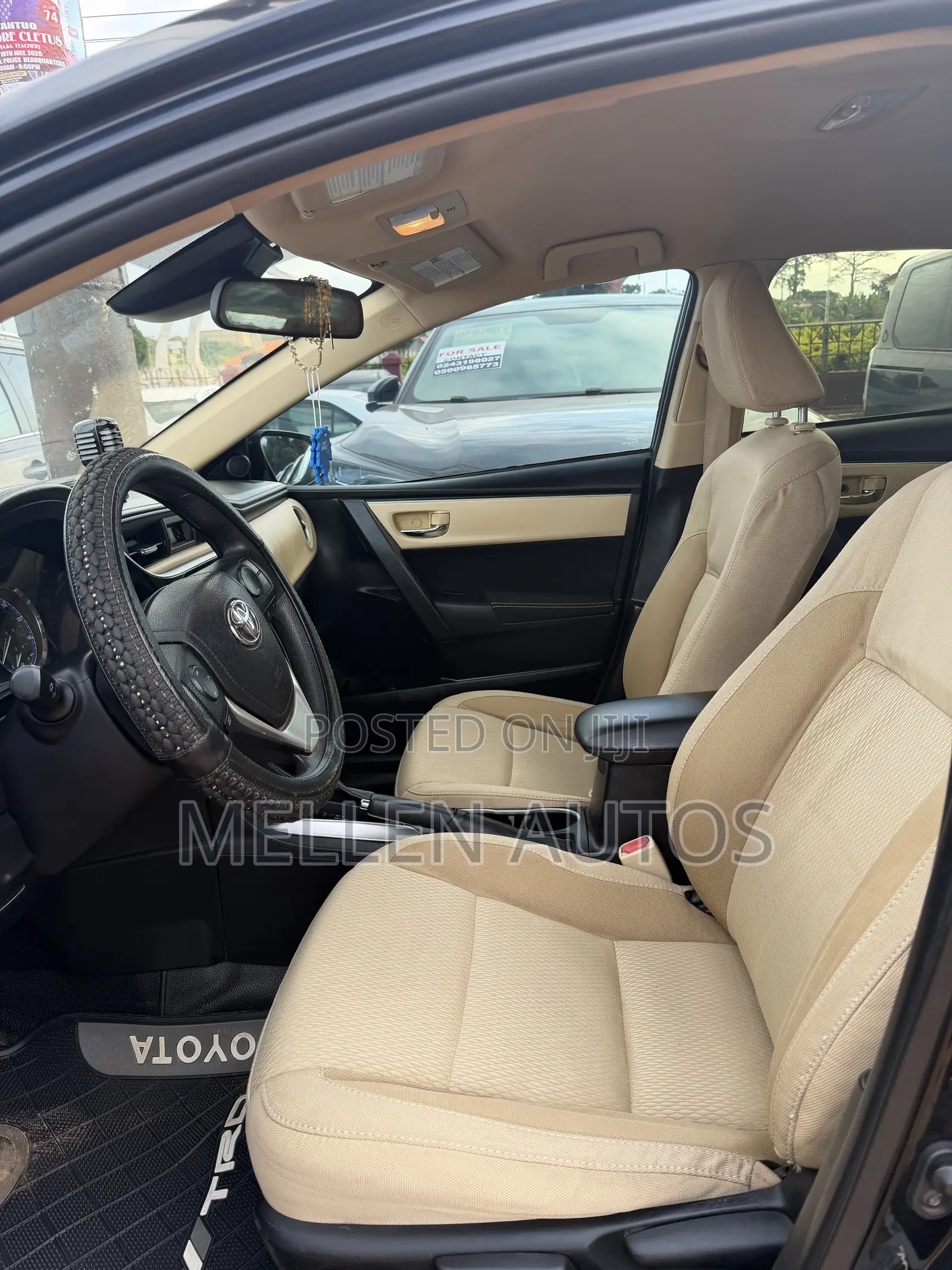 Toyota Corolla LE (1.8L 4cyl 2A) 2018 Black
