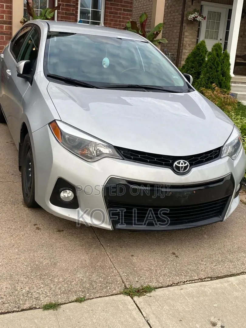 Toyota Corolla S 4dr Sedan (1.8L 4cyl CVT) 2016 Silver