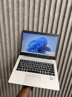 Laptop HP EliteBook 830 G6 8GB Intel Core i7 SSD 256GB
