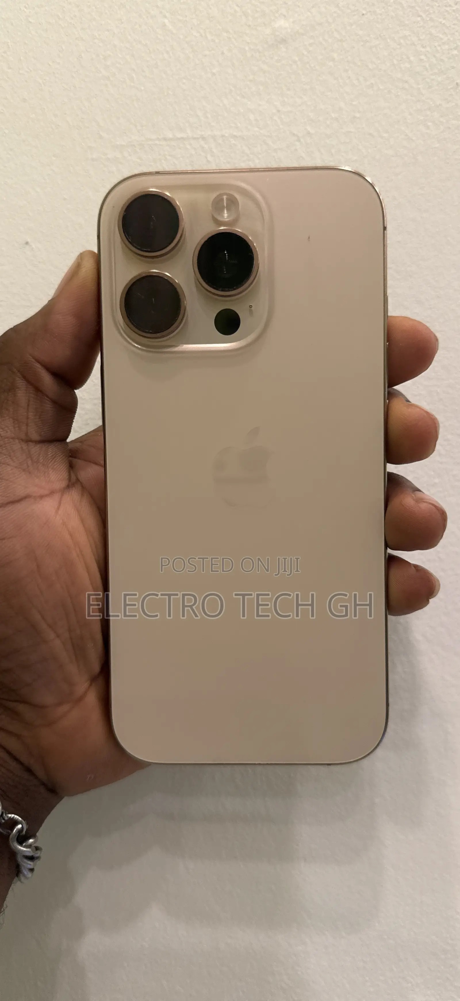 Apple iPhone 16 Pro 256 GB Gold