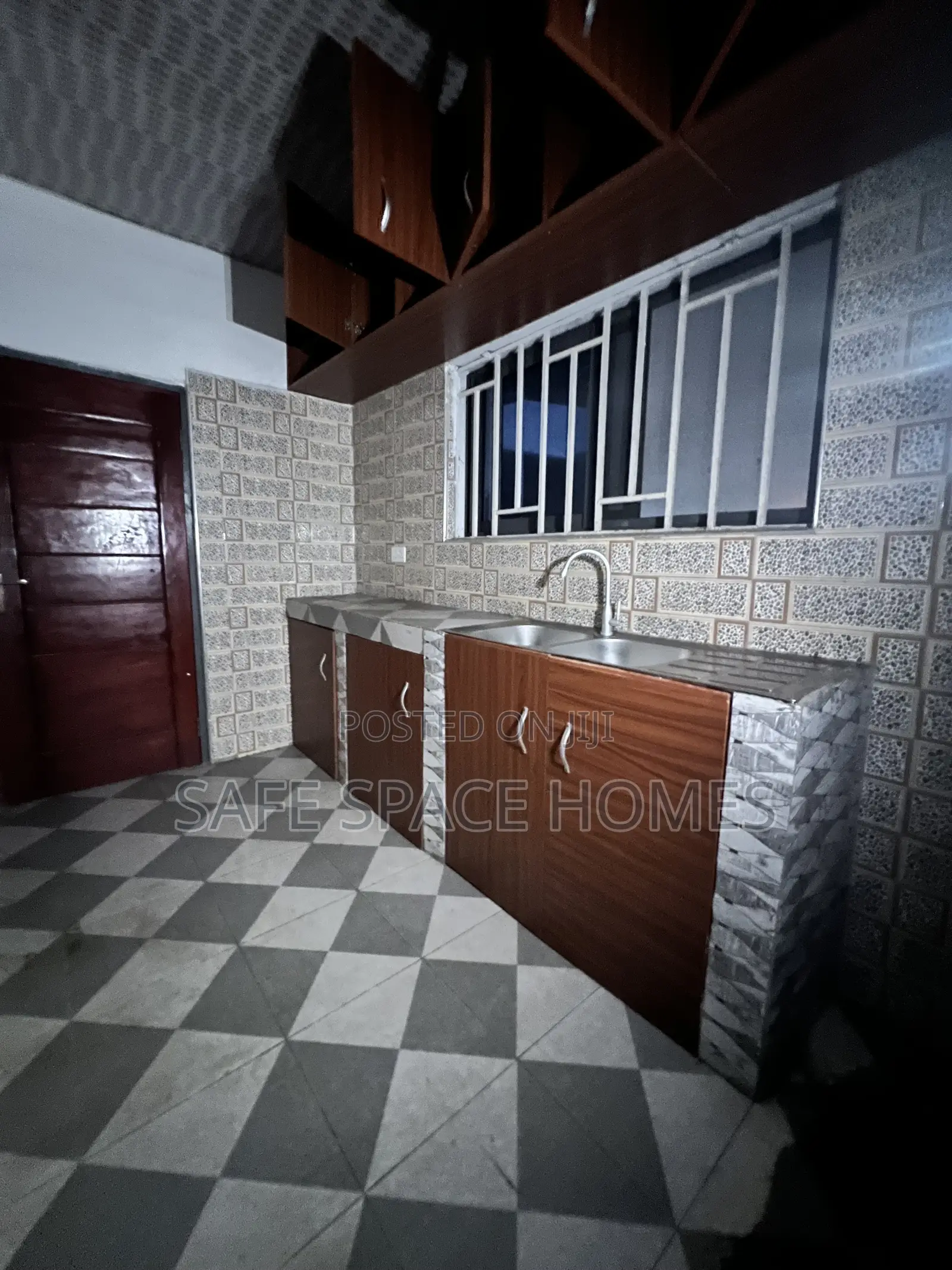 2bdrm House in Palm Wine for rent