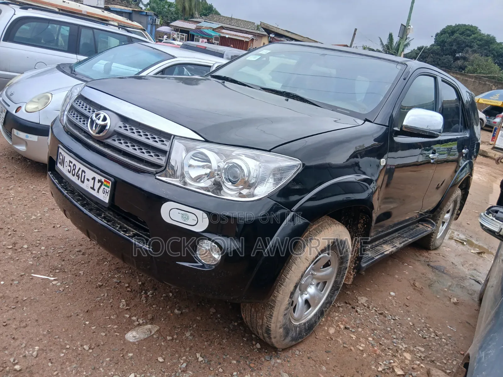 Toyota Fortuner 2011 Black