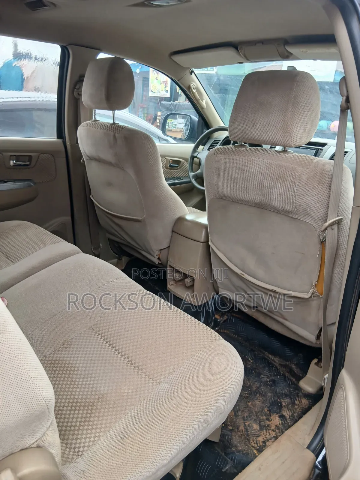 Toyota Fortuner 2011 Black