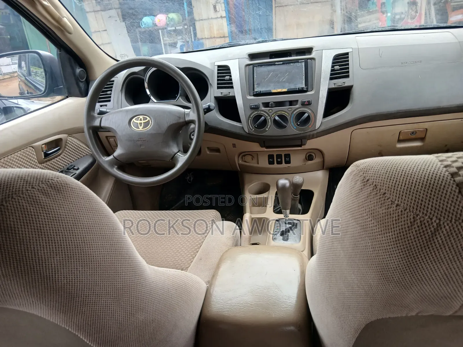Toyota Fortuner 2011 Black