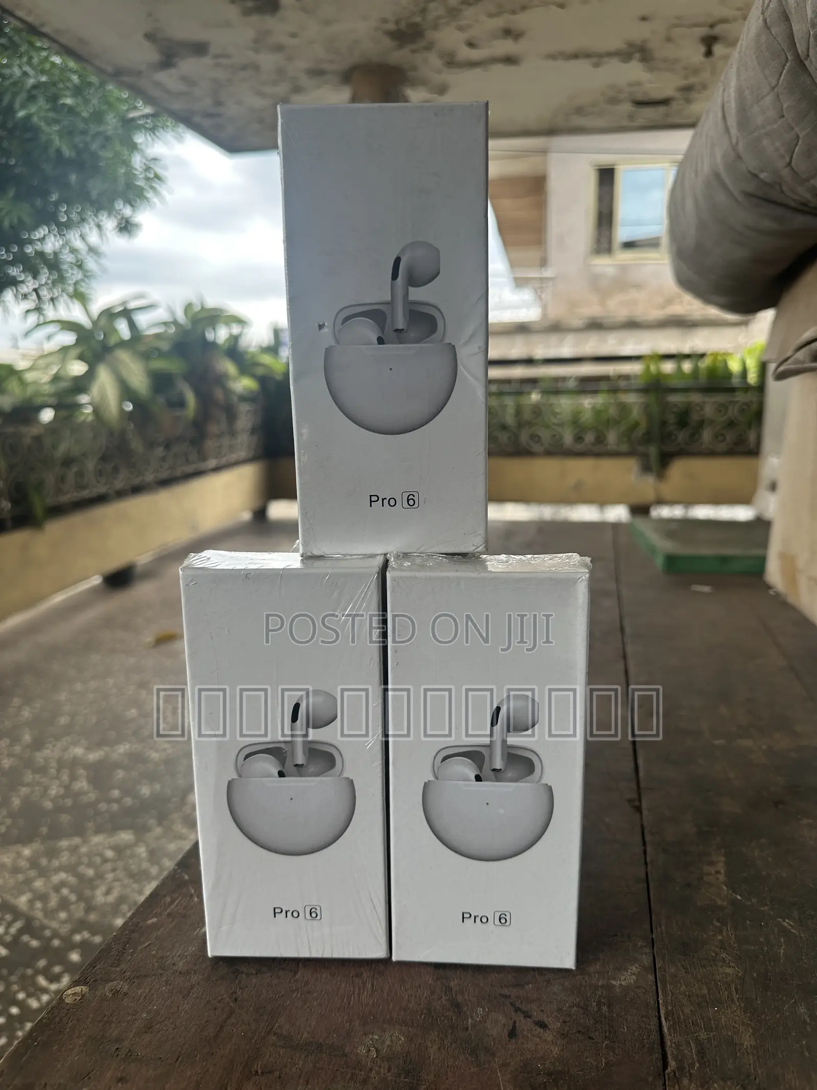 AirPods Pro 6
