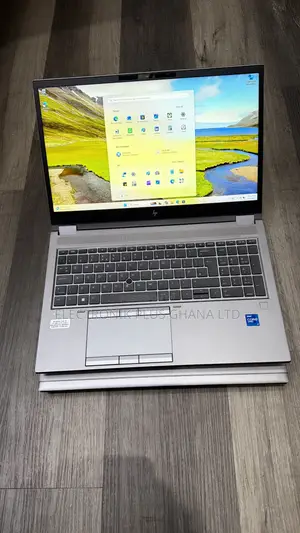 Laptop HP ZBook Fury 15 G8 32GB Intel Core i7 SSD 512GB