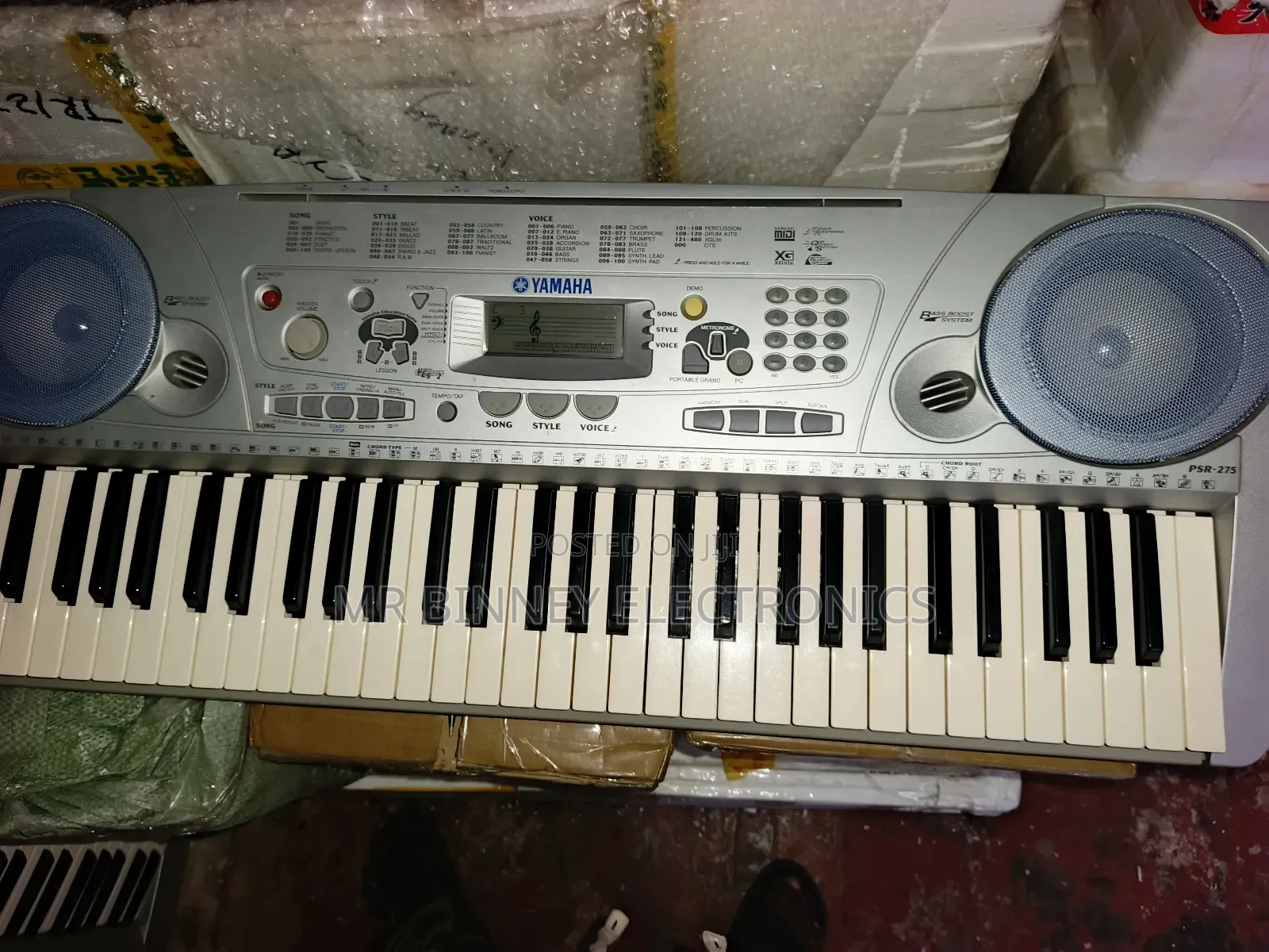 Yamaha Psr275