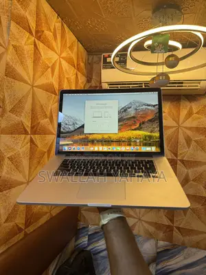 Laptop Apple MacBook Pro 2015 16GB Intel Core i7 SSD 256GB