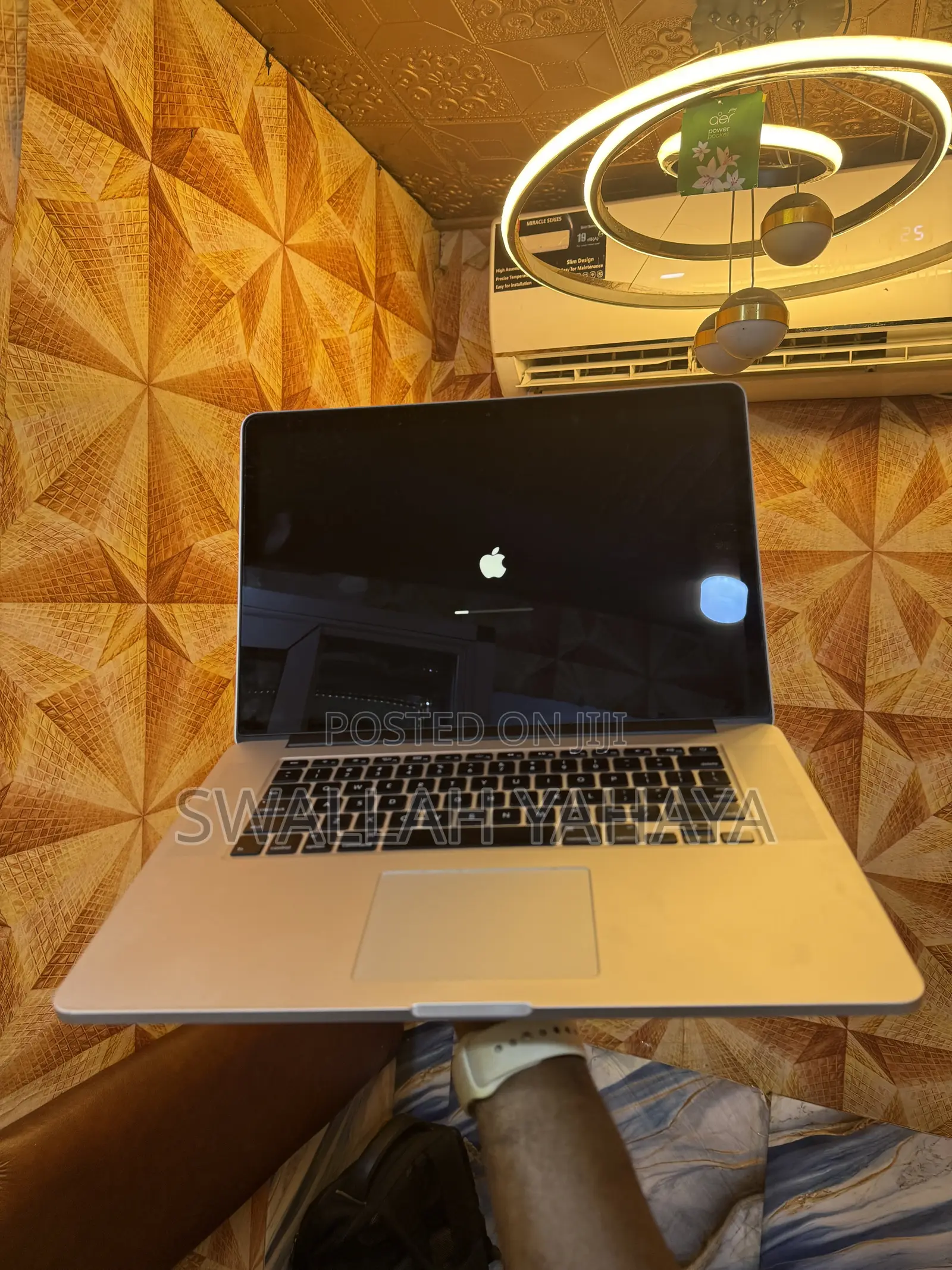 Laptop Apple MacBook Pro 2015 16GB Intel Core i7 SSD 256GB