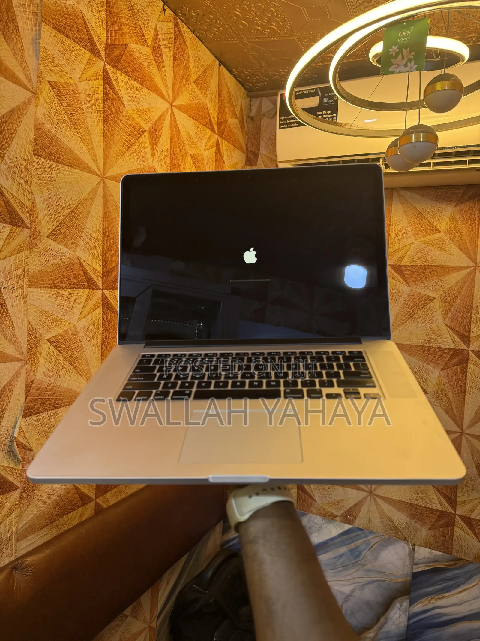 Laptop Apple MacBook Pro 2015 16GB Intel Core i7 SSD 256GB