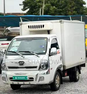 Kia Bongo 2017 White