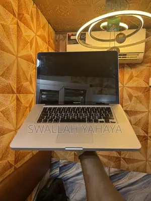 Laptop Apple MacBook Pro 2011 8GB Intel Core i5 HDD 500GB