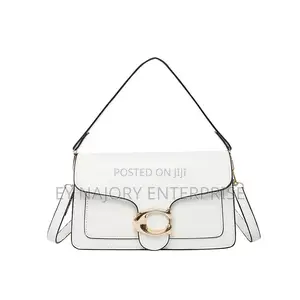 Ladies Red Crossbody Bag | Detachable Straps