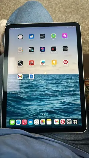 Apple iPad (2025) 1 TB