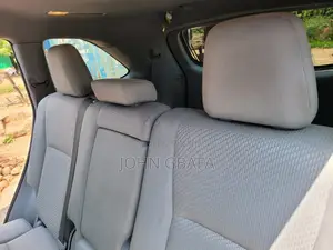 Toyota Highlander XLE 4x2 V6 (3.5L 6cyl 8A) 2018 Beige
