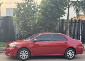 Toyota Corolla LE 4dr Sedan (1.8L 4cyl 4A) 2011 Red